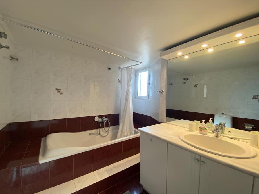2-Bedroom Apartment In Athina Athen Eksteriør billede